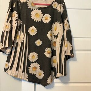 Daisy Print Black and Cream Women's Blouse